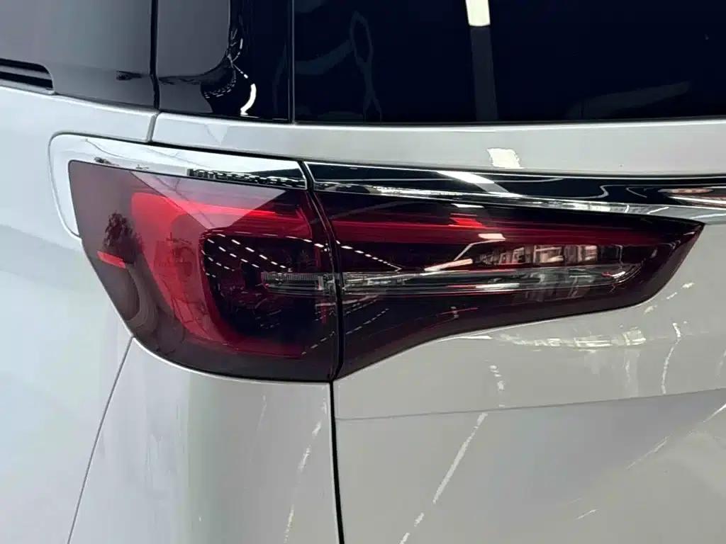 Buick GL8 2023 ES Luxury Comfort Edition — миниатюра 9