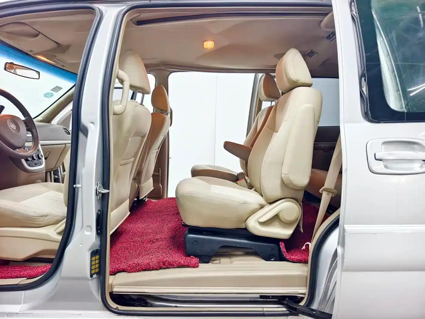 Buick GL8 2014 2.4L Classic Edition — миниатюра 14