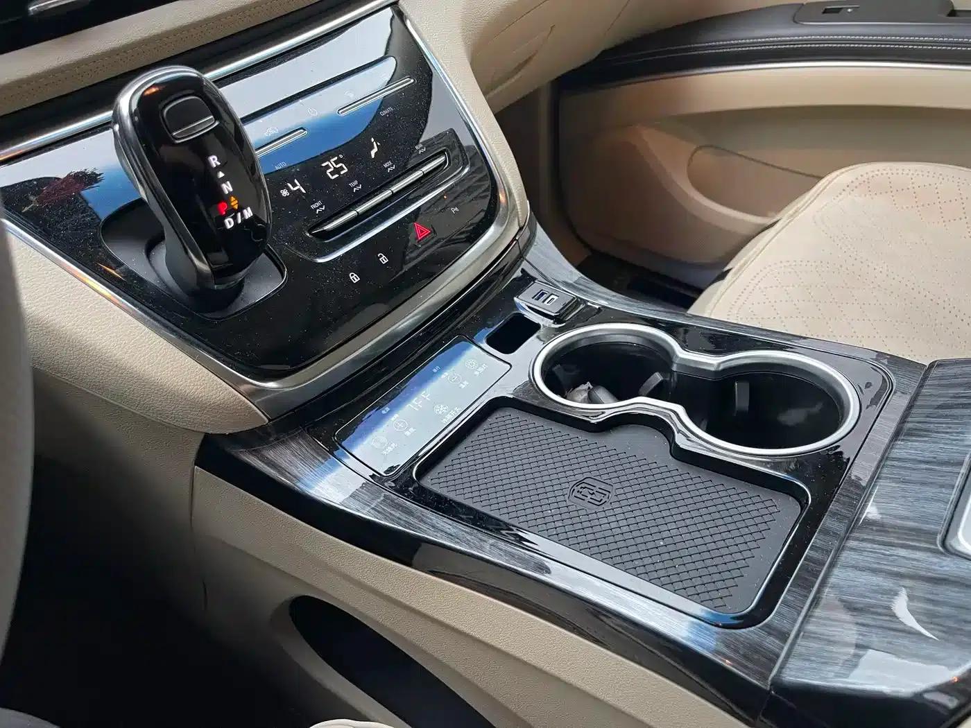 Buick GL8 2023 Land Business Class 652T Luxury — миниатюра 6