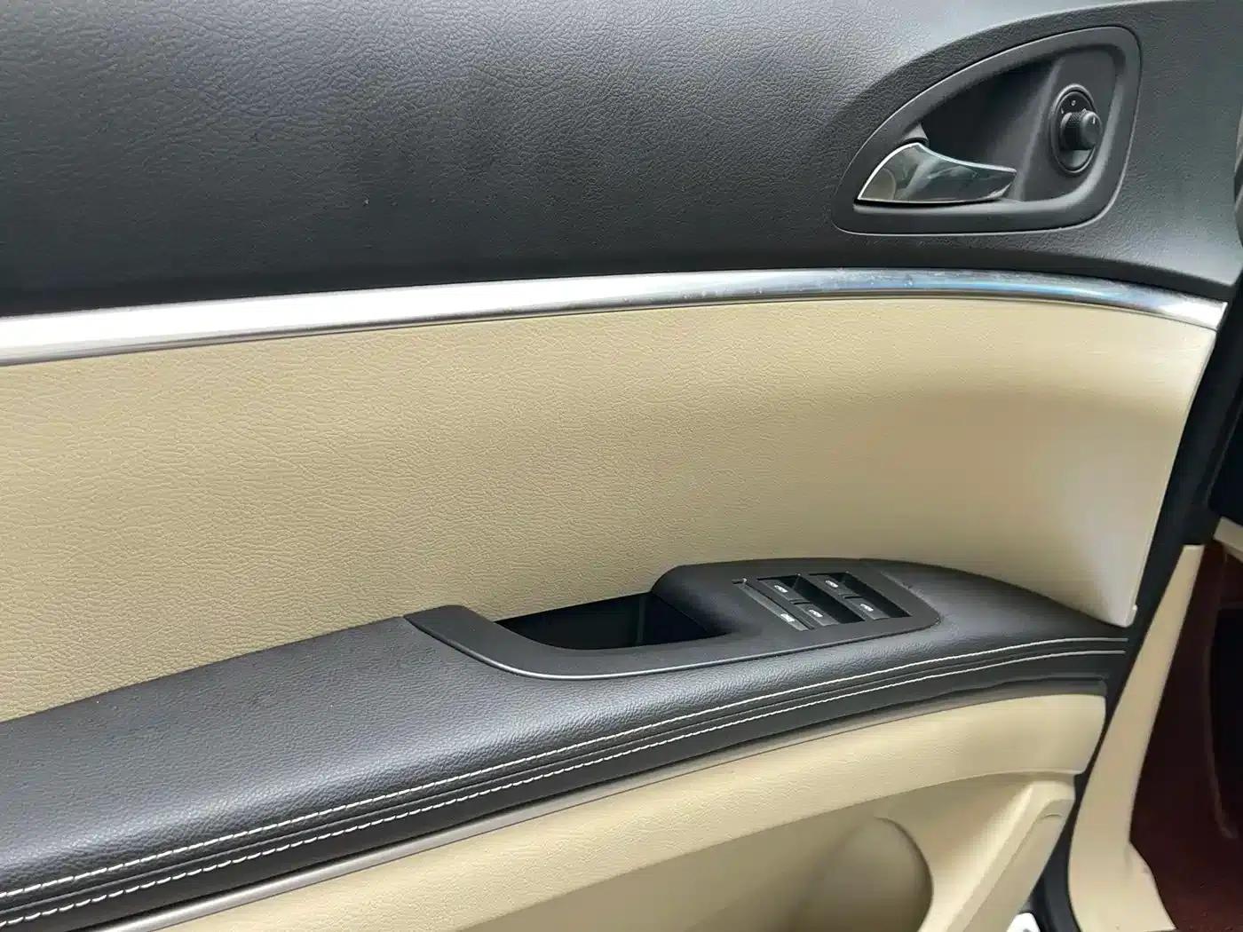 Buick GL8 2023 Land Business Class 652T Luxury — миниатюра 7