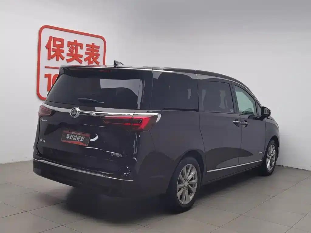 Buick GL8 2020 Avenir 6-Seat Luxury Edition — миниатюра 2