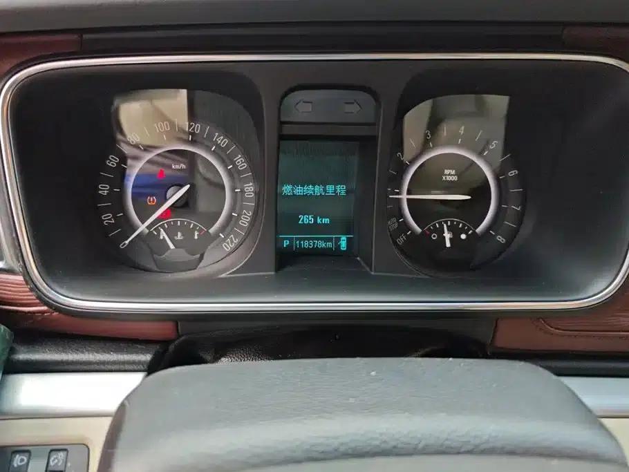 Buick GL8 2017 25S Premium Edition (National V Emission Standard) — миниатюра 14