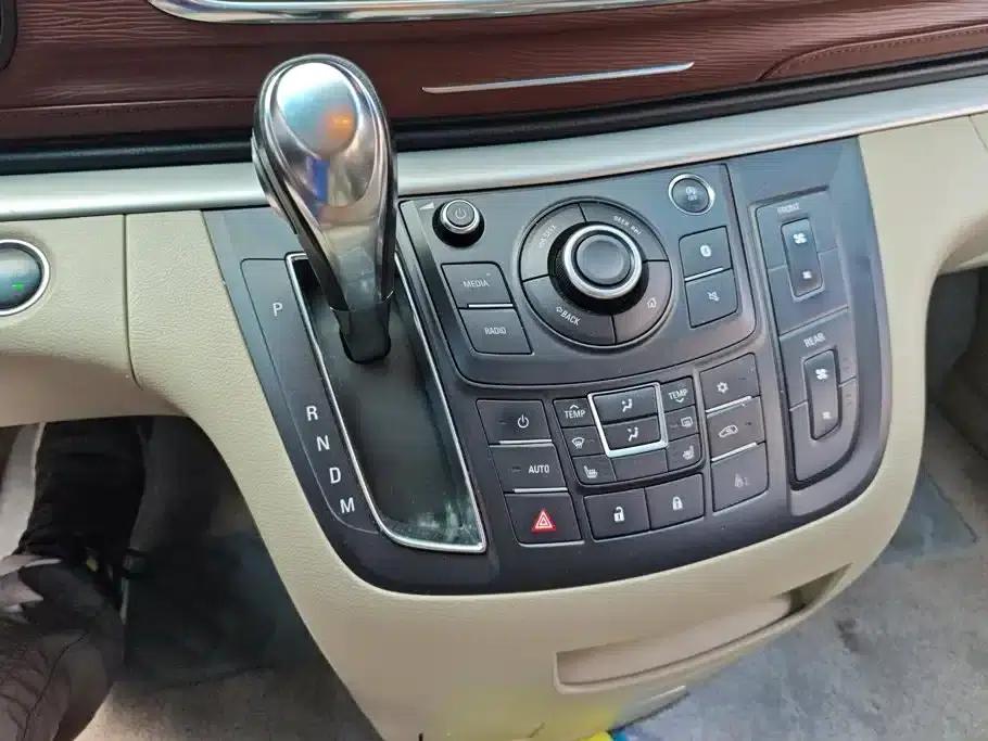Buick GL8 2017 25S Premium Edition (National V Emission Standard) — миниатюра 16