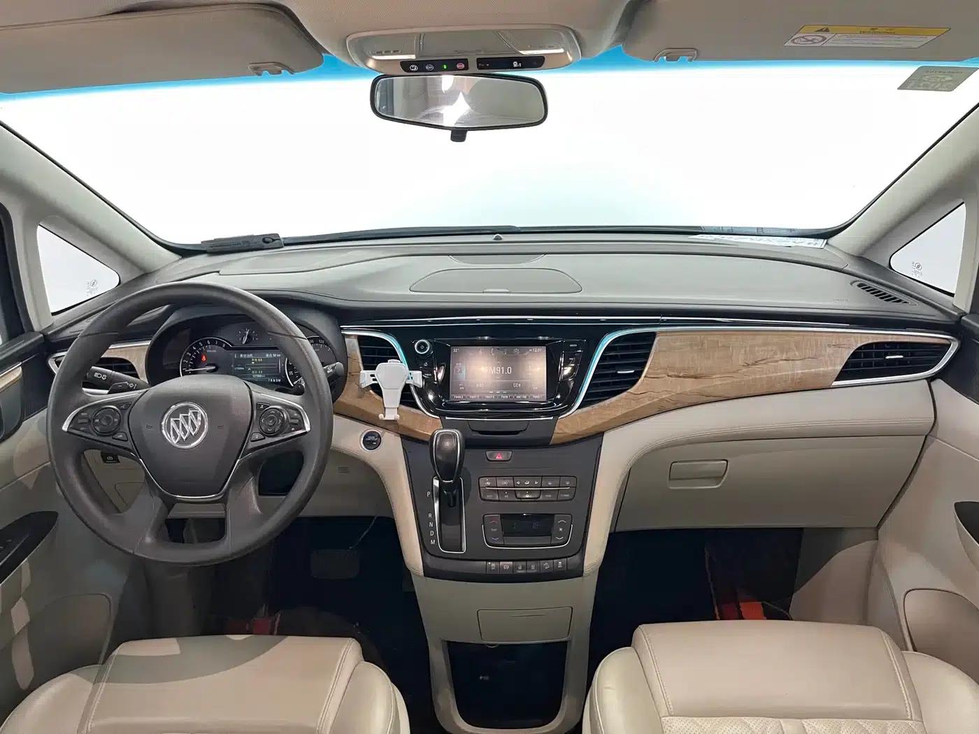 Buick GL8 2017 ES 28T Comfort Model (National V Emission Standard) — миниатюра 14