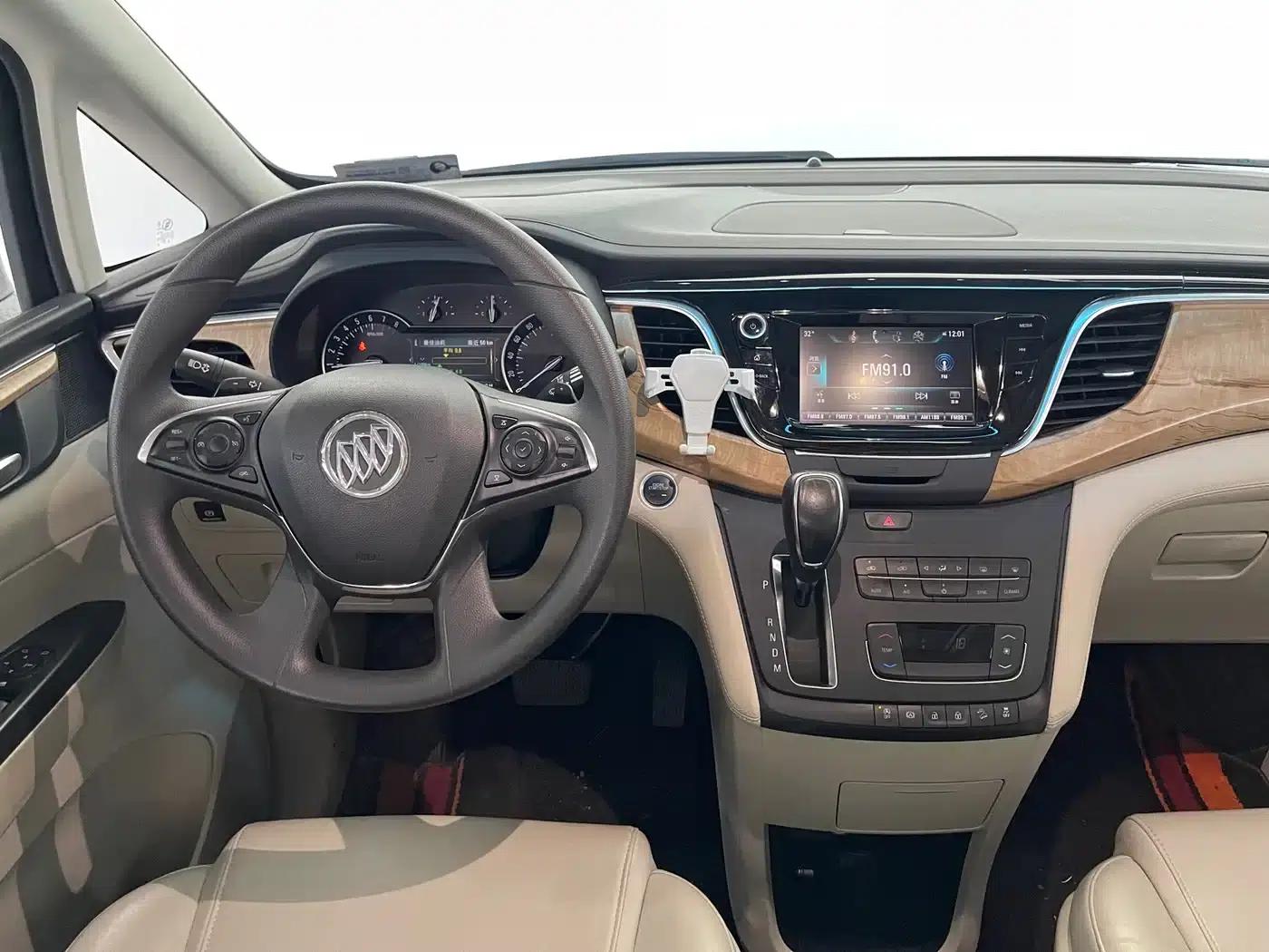 Buick GL8 2017 ES 28T Comfort Model (National V Emission Standard) — миниатюра 15