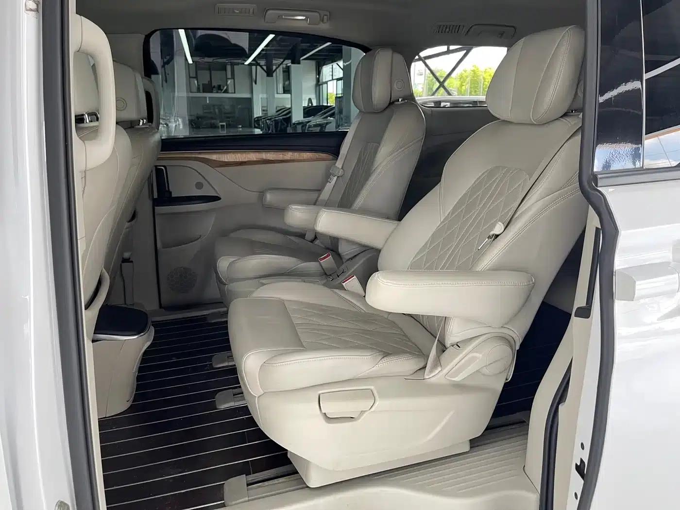 Buick GL8 2017 ES 28T Comfort Model (National V Emission Standard) — миниатюра 10