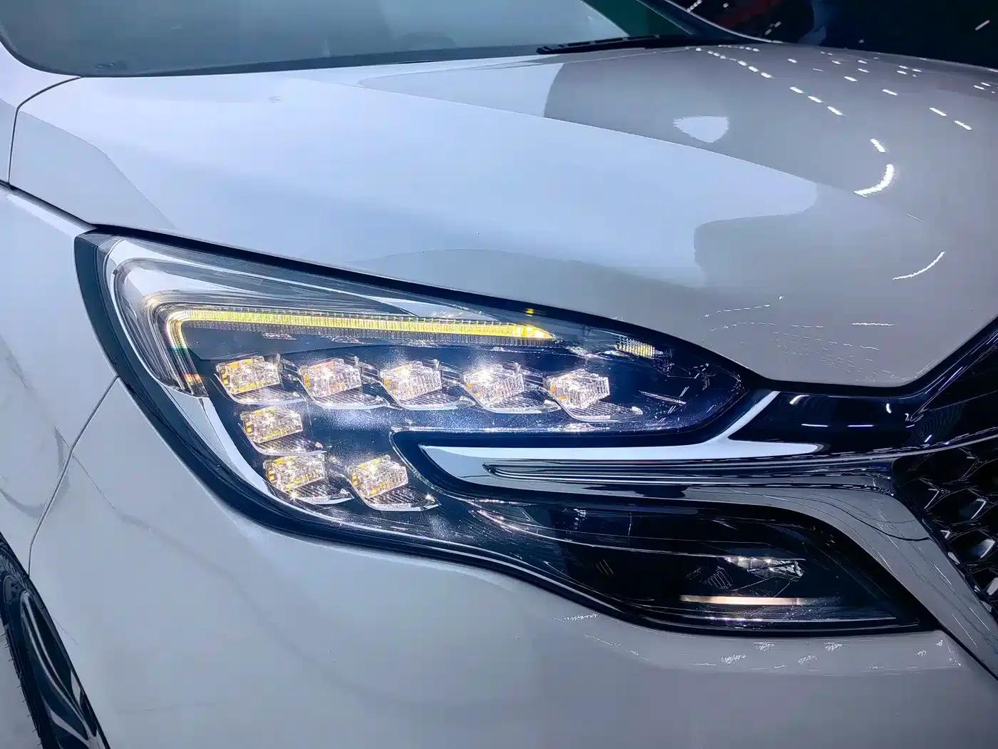 Buick GL8 2021 ES Avantgarde 653T Comfort — миниатюра 23