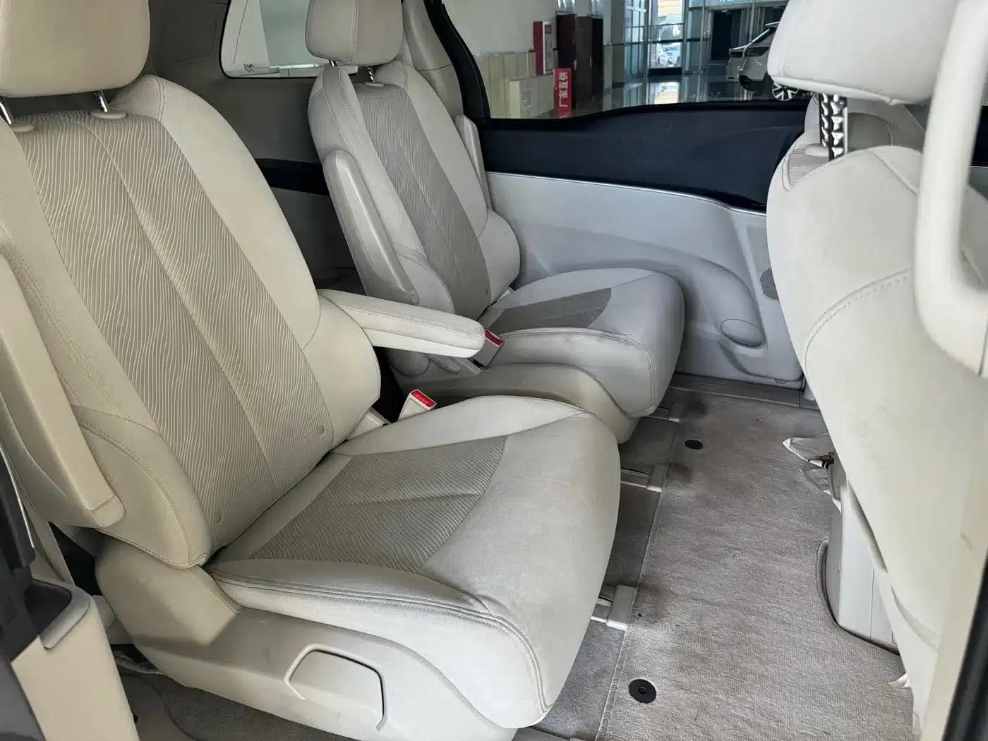 Buick GL8 2022 Land Business Class 652T Comfort — миниатюра 16