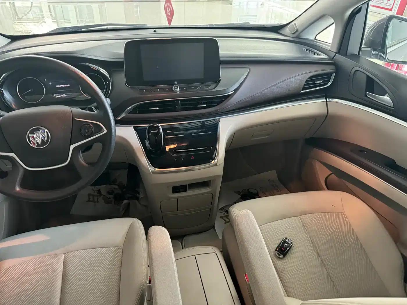 Buick GL8 2022 Land Business Class 652T Comfort — миниатюра 17