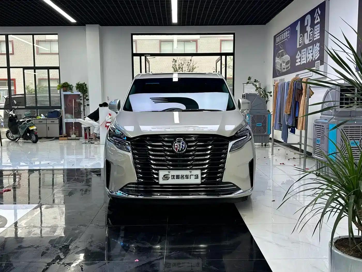 Buick GL8 2021 ES Avantgarde 653T Comfort — миниатюра 2