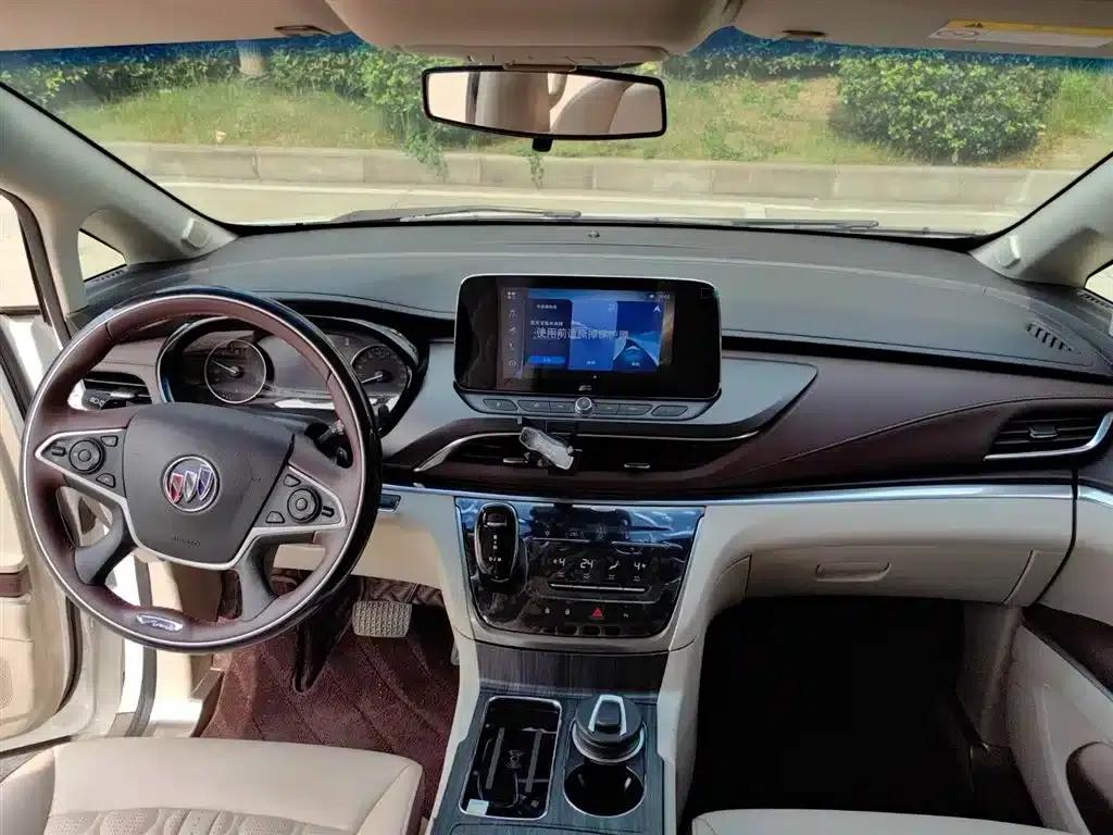 Buick GL8 2021 Land Business Class 652T Comfort — миниатюра 10