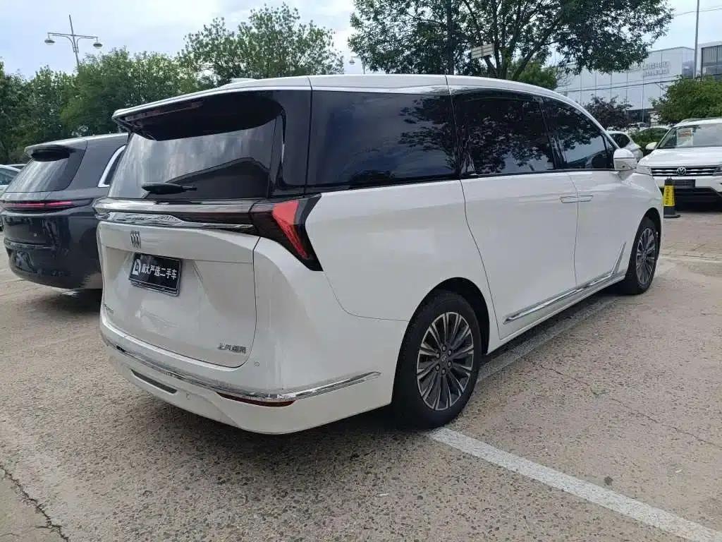 Buick GL8 2025 Luxury Smart Edition — миниатюра 4