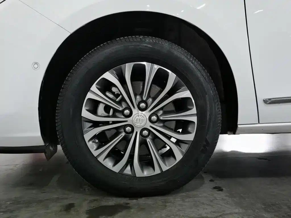 Buick GL8 2022 Land Business Class 652T Premium — миниатюра 17