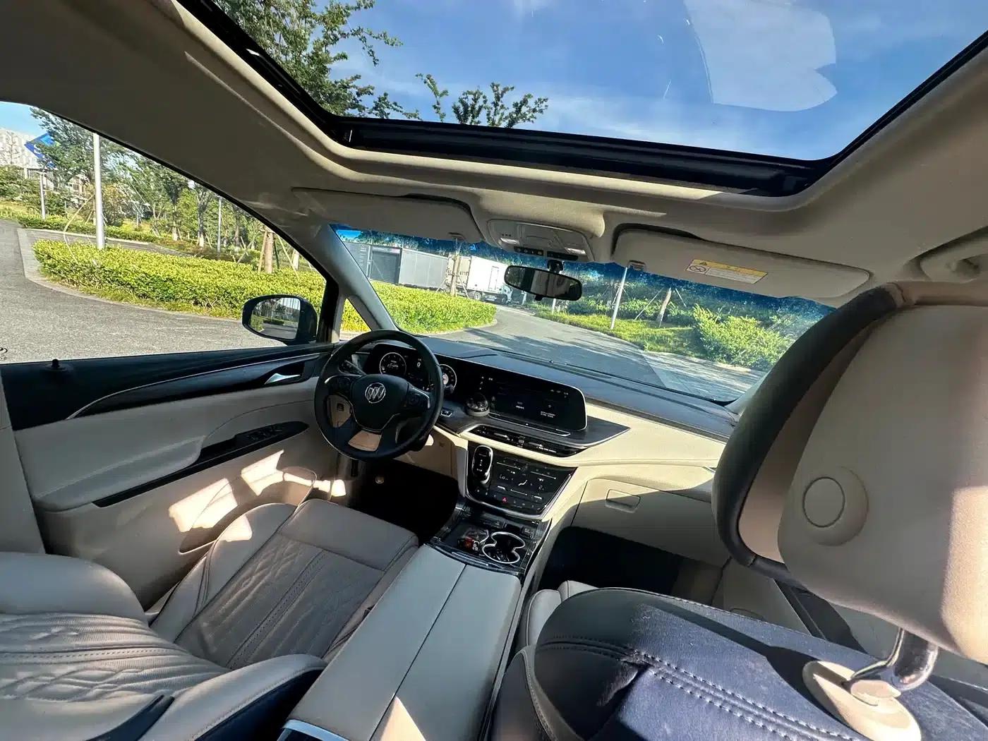 Buick GL8 2023 ES Luxury Comfort Edition — миниатюра 11