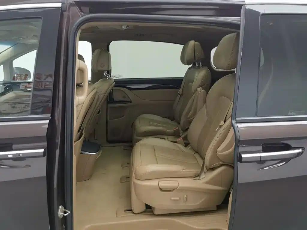 Buick GL8 2017 ES 28T Luxury Edition (National V Emission Standard) — миниатюра 15