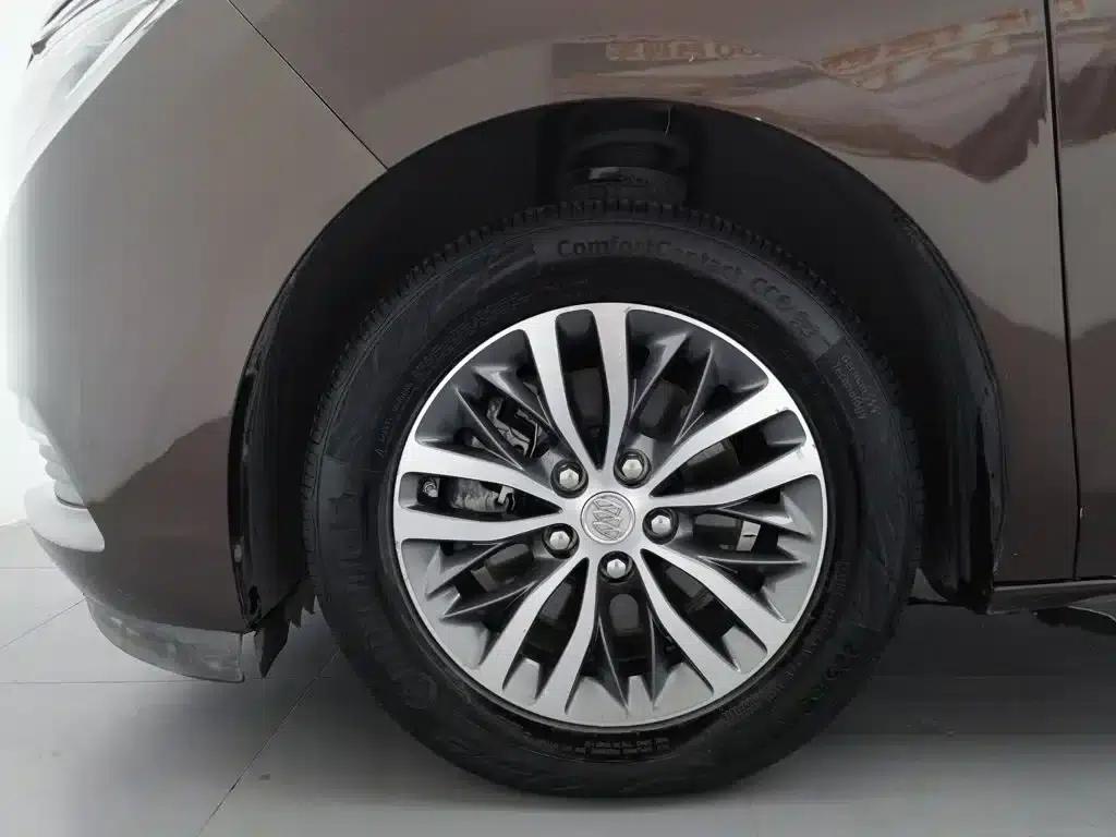 Buick GL8 2017 ES 28T Luxury Edition (National V Emission Standard) — миниатюра 17