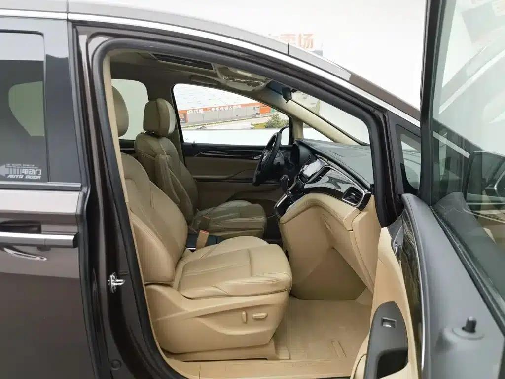 Buick GL8 2017 ES 28T Luxury Edition (National V Emission Standard) — миниатюра 23
