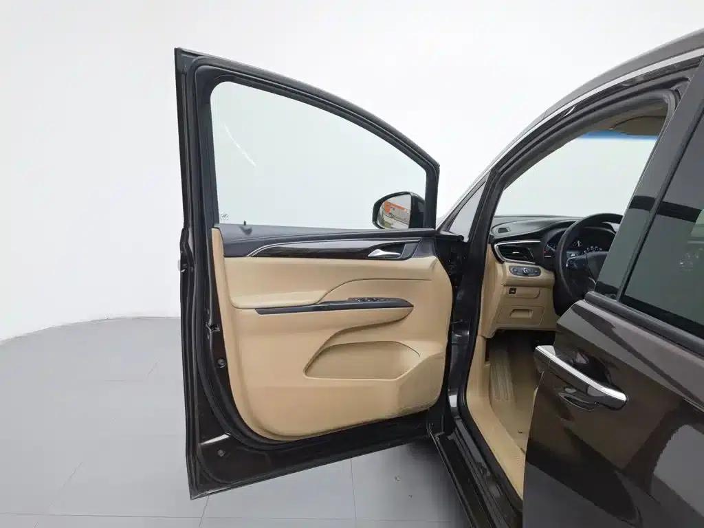 Buick GL8 2017 ES 28T Luxury Edition (National V Emission Standard) — миниатюра 8