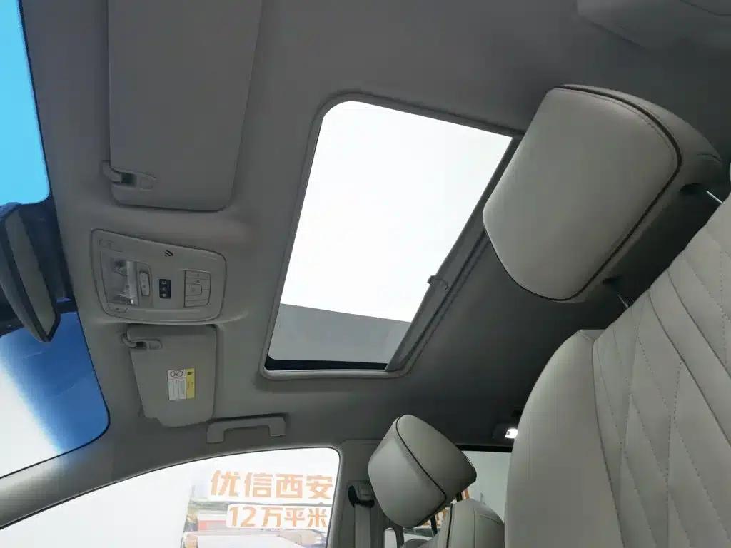 Buick GL8 2022 Land Business Class 652T Luxury — миниатюра 14