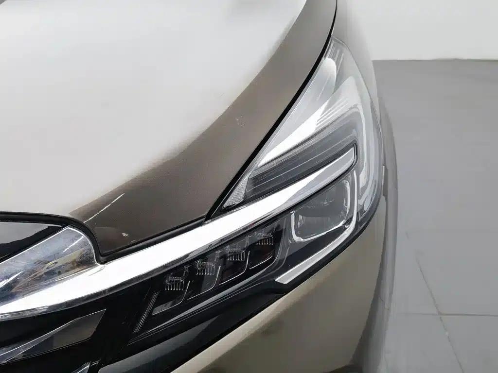 Buick GL8 2022 Land Business Class 652T Luxury — миниатюра 7