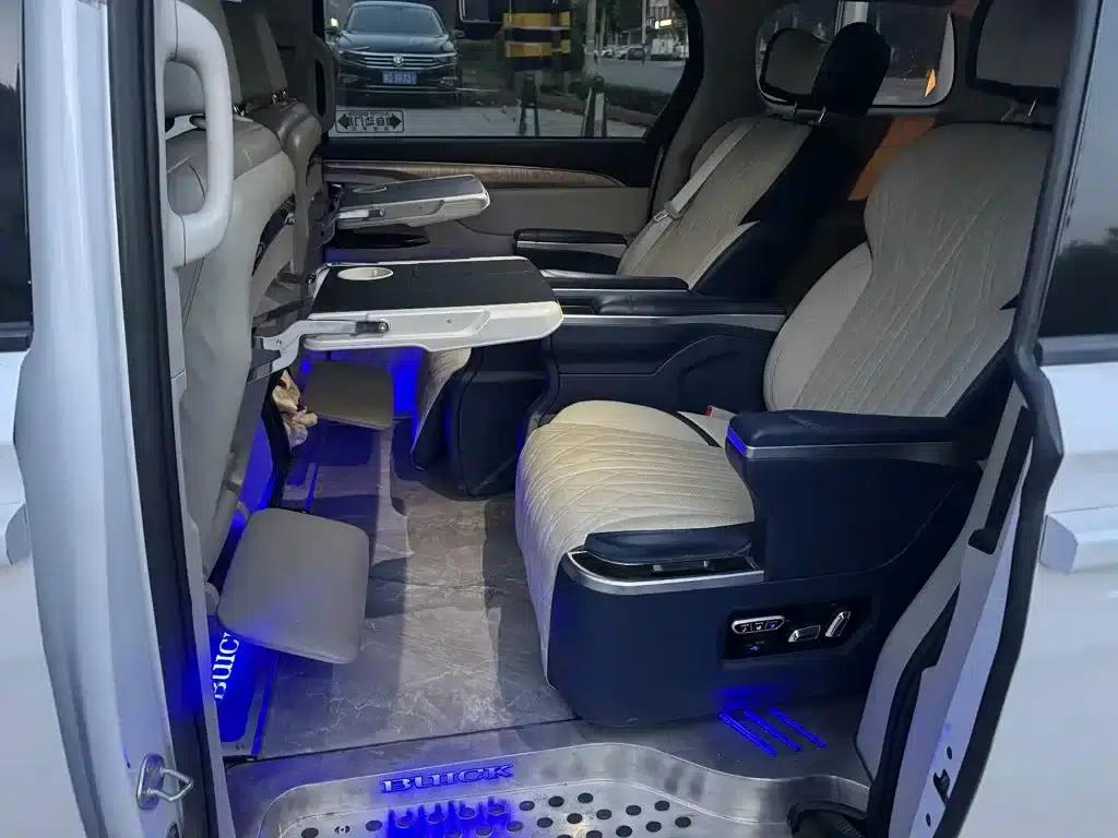 Buick GL8 2017 ES 28T Comfort Model (National V Emission Standard) — миниатюра 5