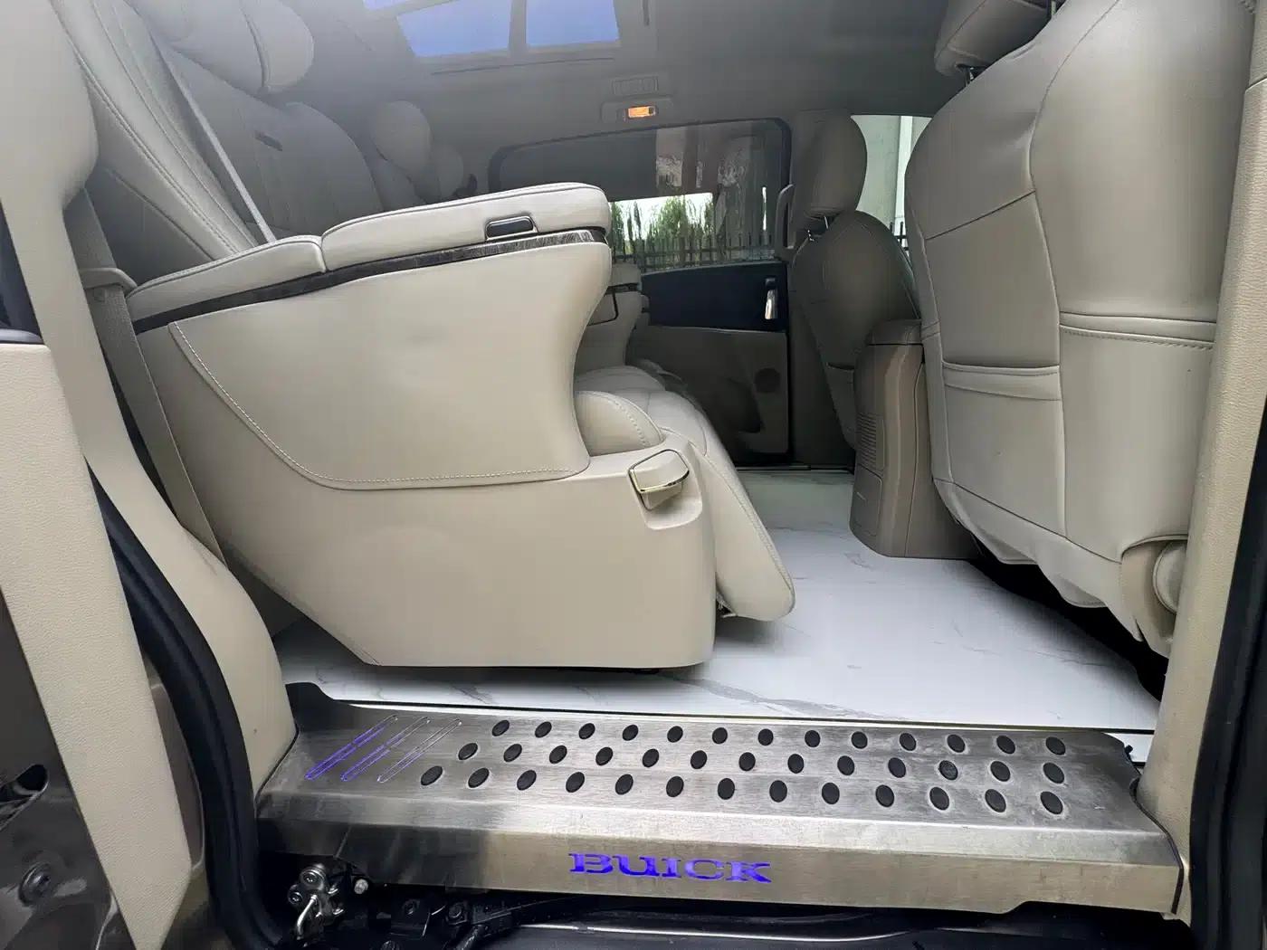 Buick GL8 2017 25S Comfort Model (National V Emission Standard) — миниатюра 13