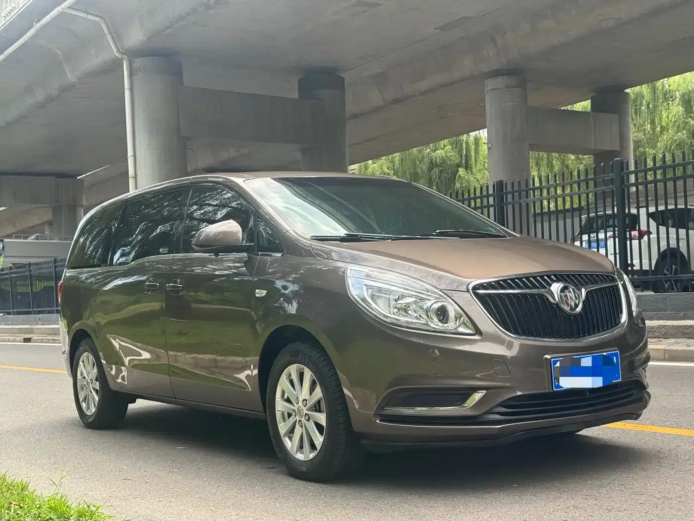 Buick GL8 2017 25S Comfort Model (National V Emission Standard) — миниатюра 3