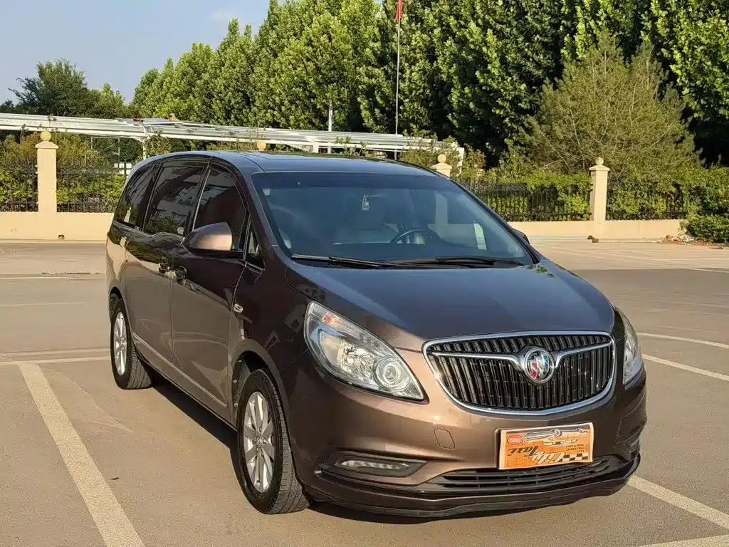 Buick GL8 2017 25S Luxury Edition (National V Emission Standard) — миниатюра 2