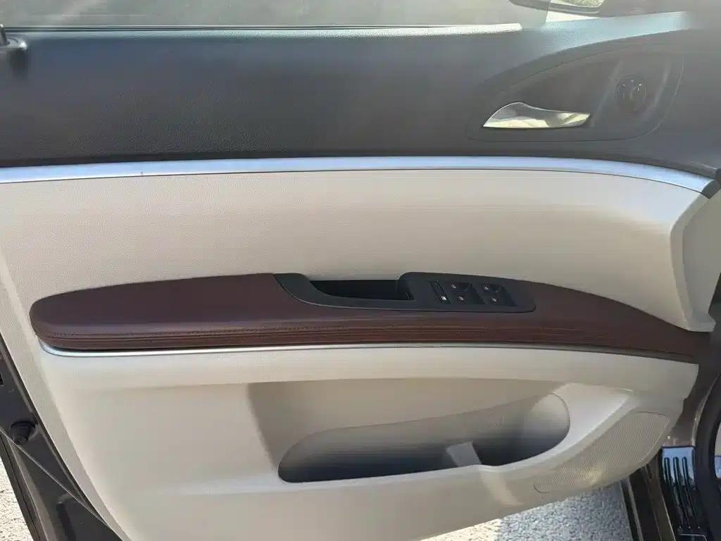 Buick GL8 2017 25S Luxury Edition (National V Emission Standard) — миниатюра 7