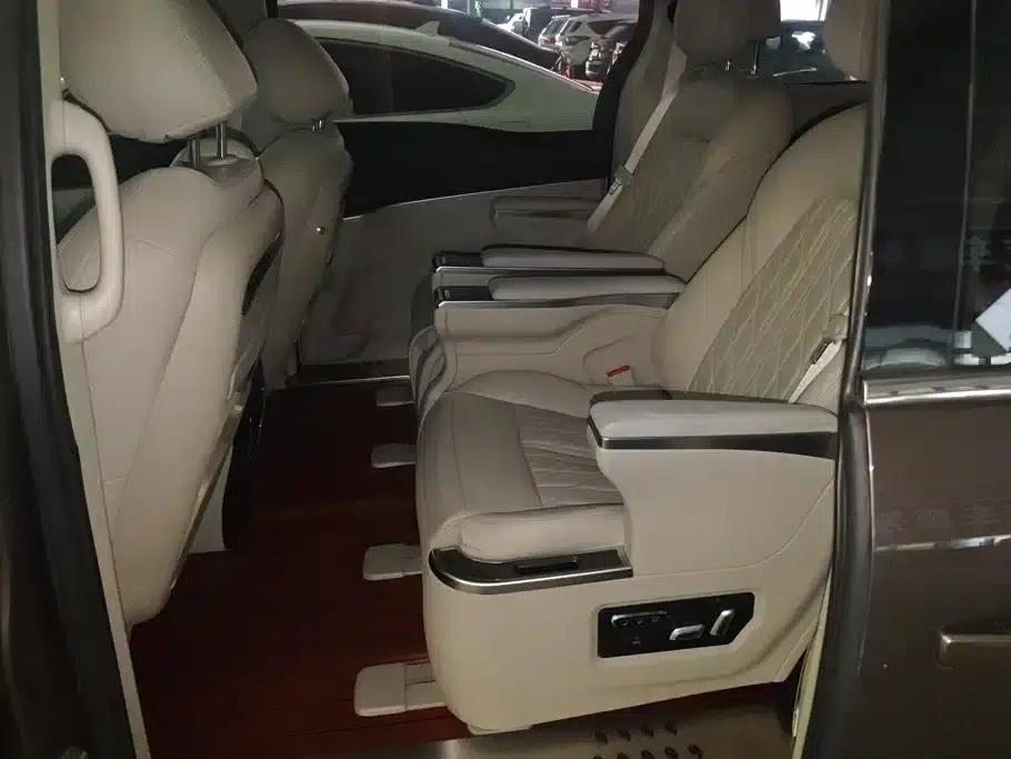 Buick GL8 2021 Land Business Class 652T Comfort — миниатюра 11