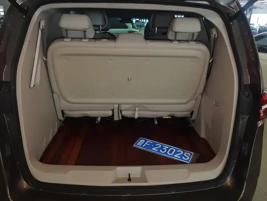 Buick GL8 2021 Land Business Class 652T Comfort — миниатюра 4