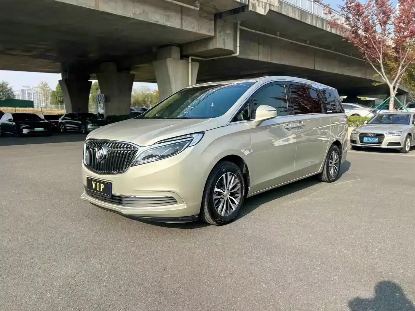 Buick GL8 2018 ES 28T Luxury Edition (China VI Emission Standard) — миниатюра 1