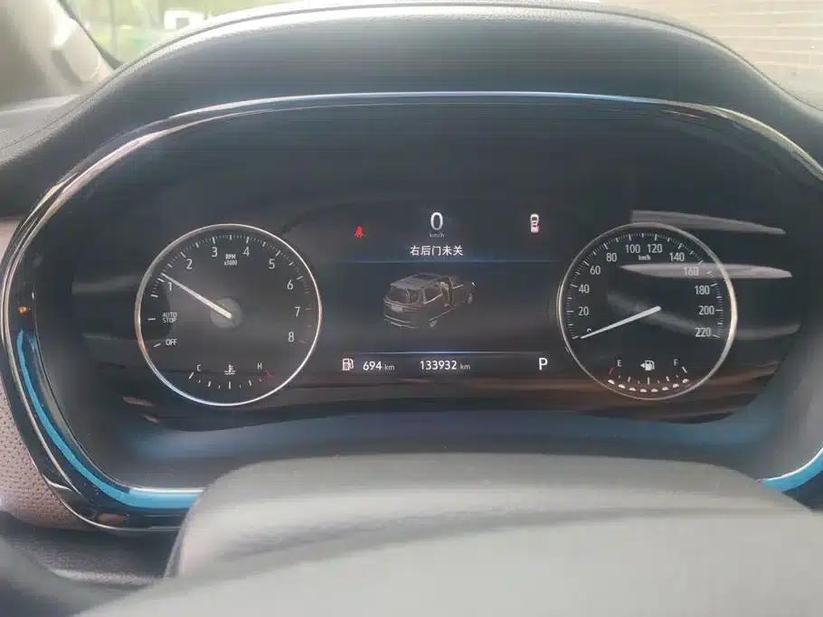 Buick GL8 2021 Land Business Class 652T Luxury — миниатюра 14