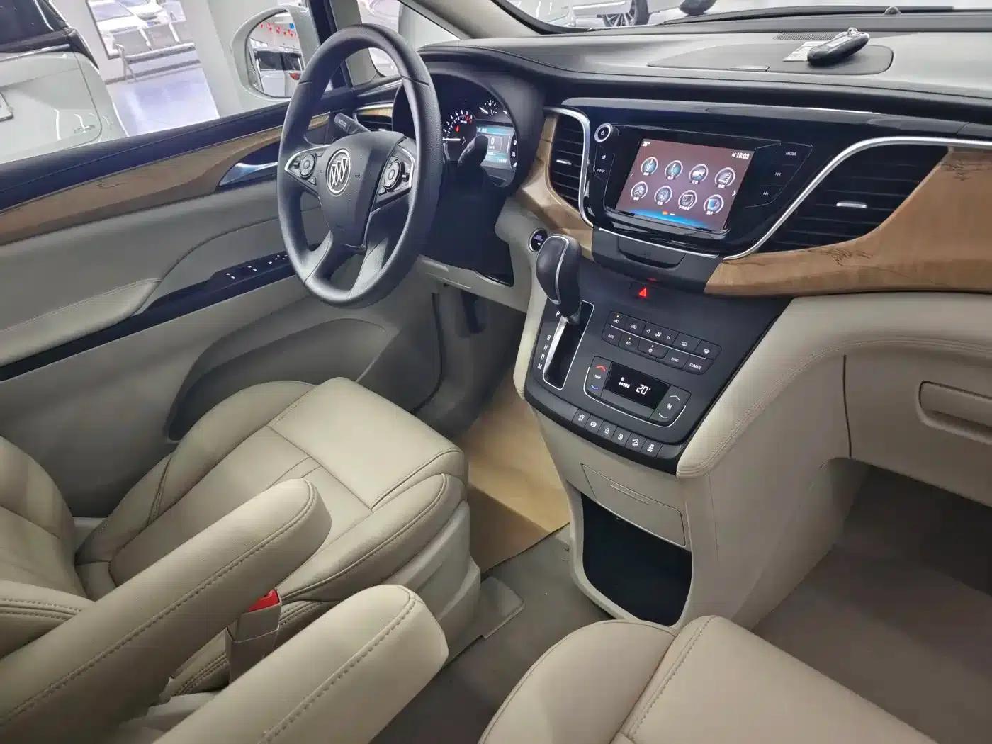 Buick GL8 2017 ES 28T Comfort Model (National V Emission Standard) — миниатюра 15