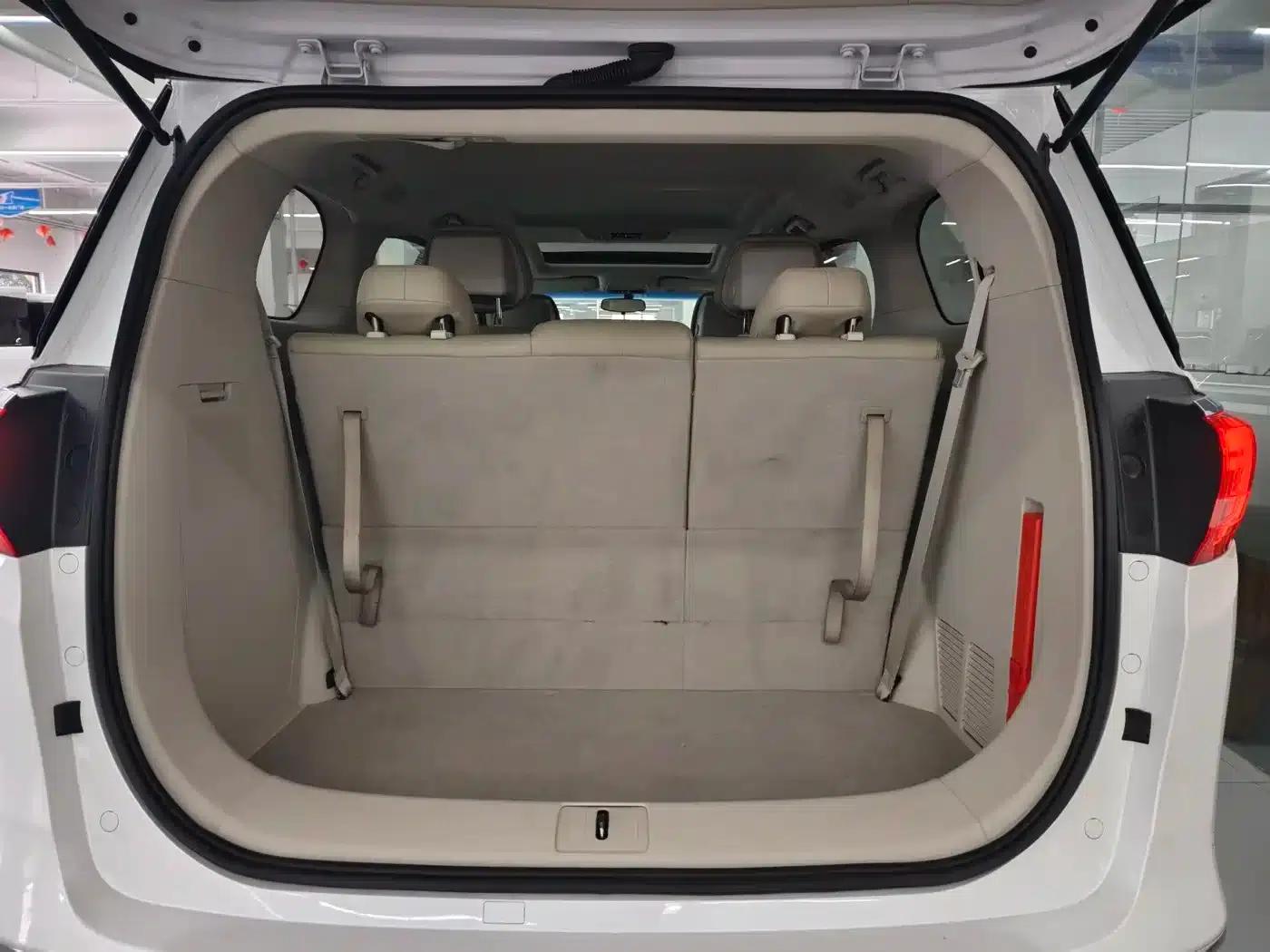 Buick GL8 2017 ES 28T Comfort Model (National V Emission Standard) — миниатюра 16