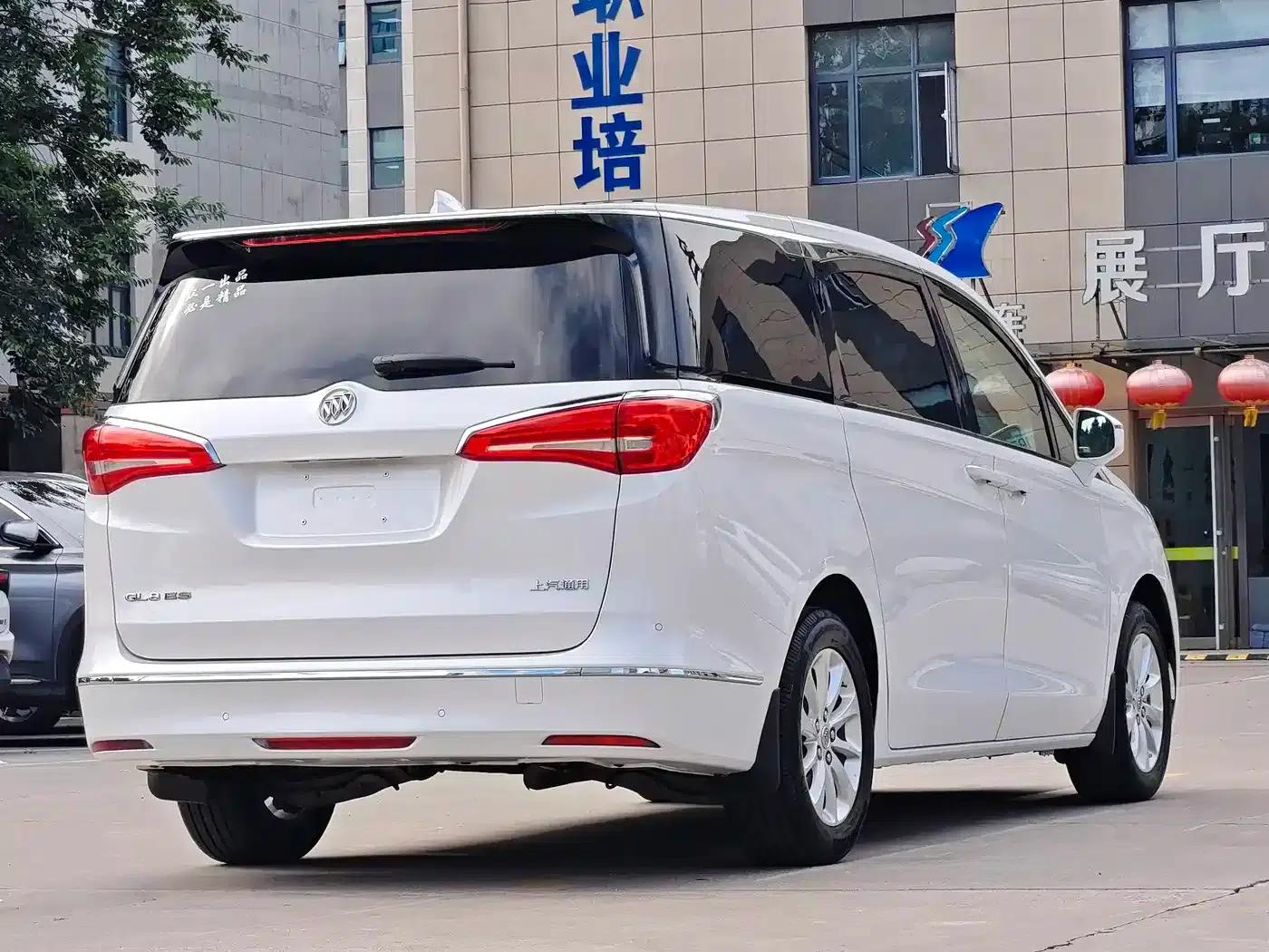 Buick GL8 2017 ES 28T Comfort Model (National V Emission Standard) — миниатюра 7