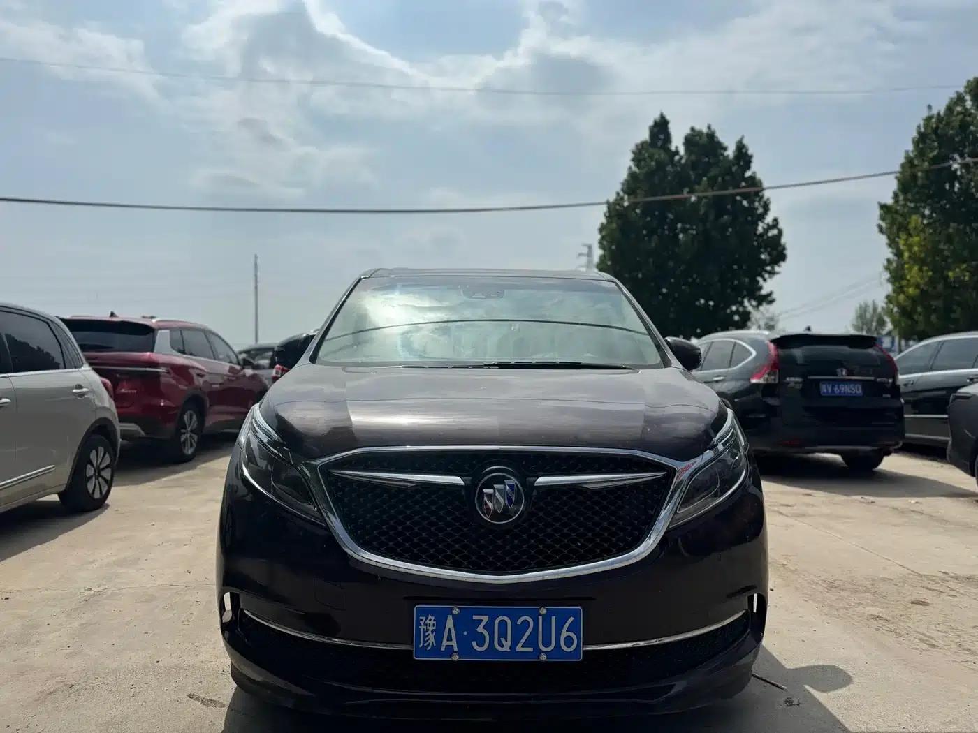Buick GL8 2017 28T Avenir (National V Emission Standard) — миниатюра 2