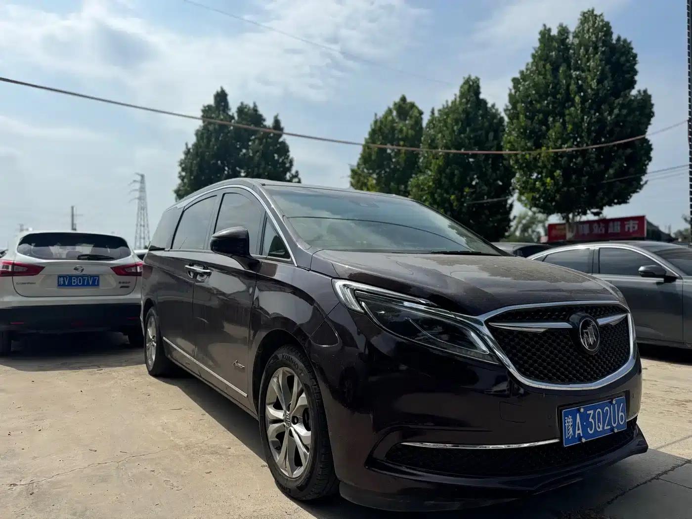 Buick GL8 2017 28T Avenir (National V Emission Standard) — миниатюра 3