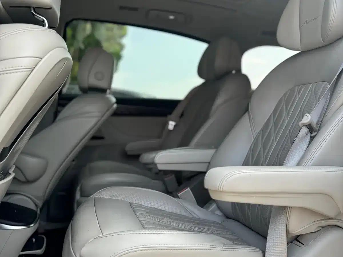 Buick GL8 2017 28T Avenir (National V Emission Standard) — миниатюра 5