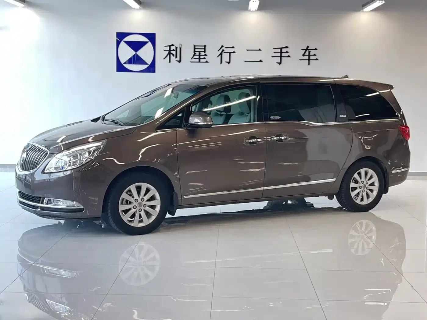 Buick GL8 2014 2.4L LT Luxury Business Executive Edition — миниатюра 1