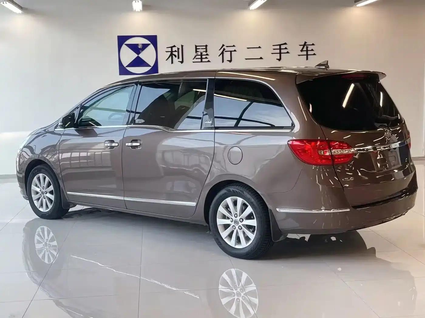 Buick GL8 2014 2.4L LT Luxury Business Executive Edition — миниатюра 9