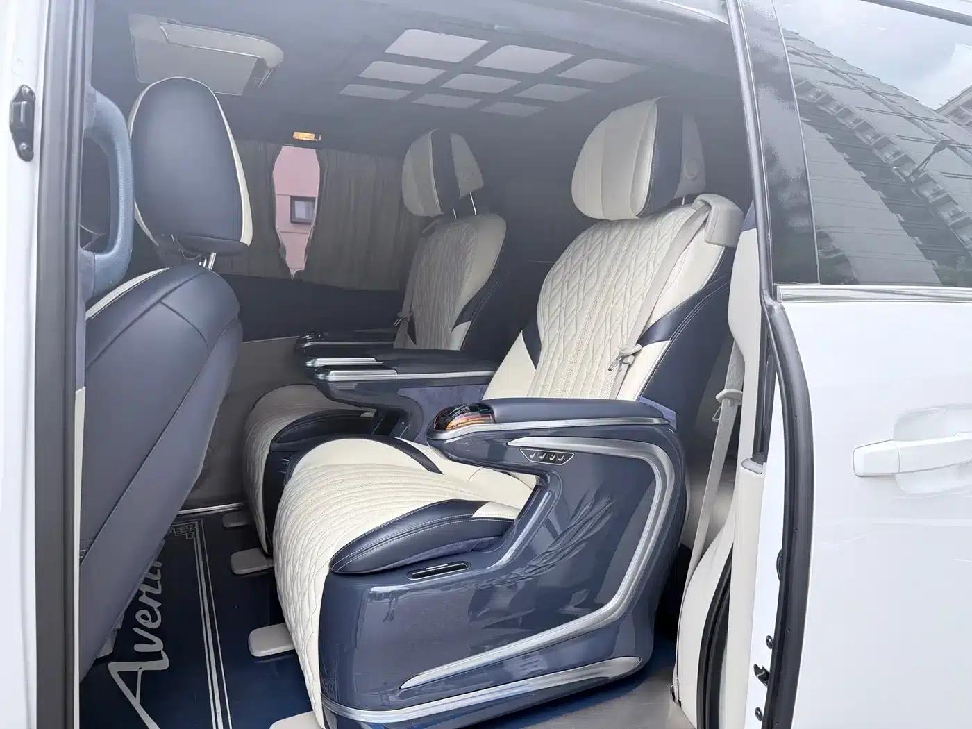 Buick GL8 2020 Land Business Class 652T Comfort — миниатюра 7