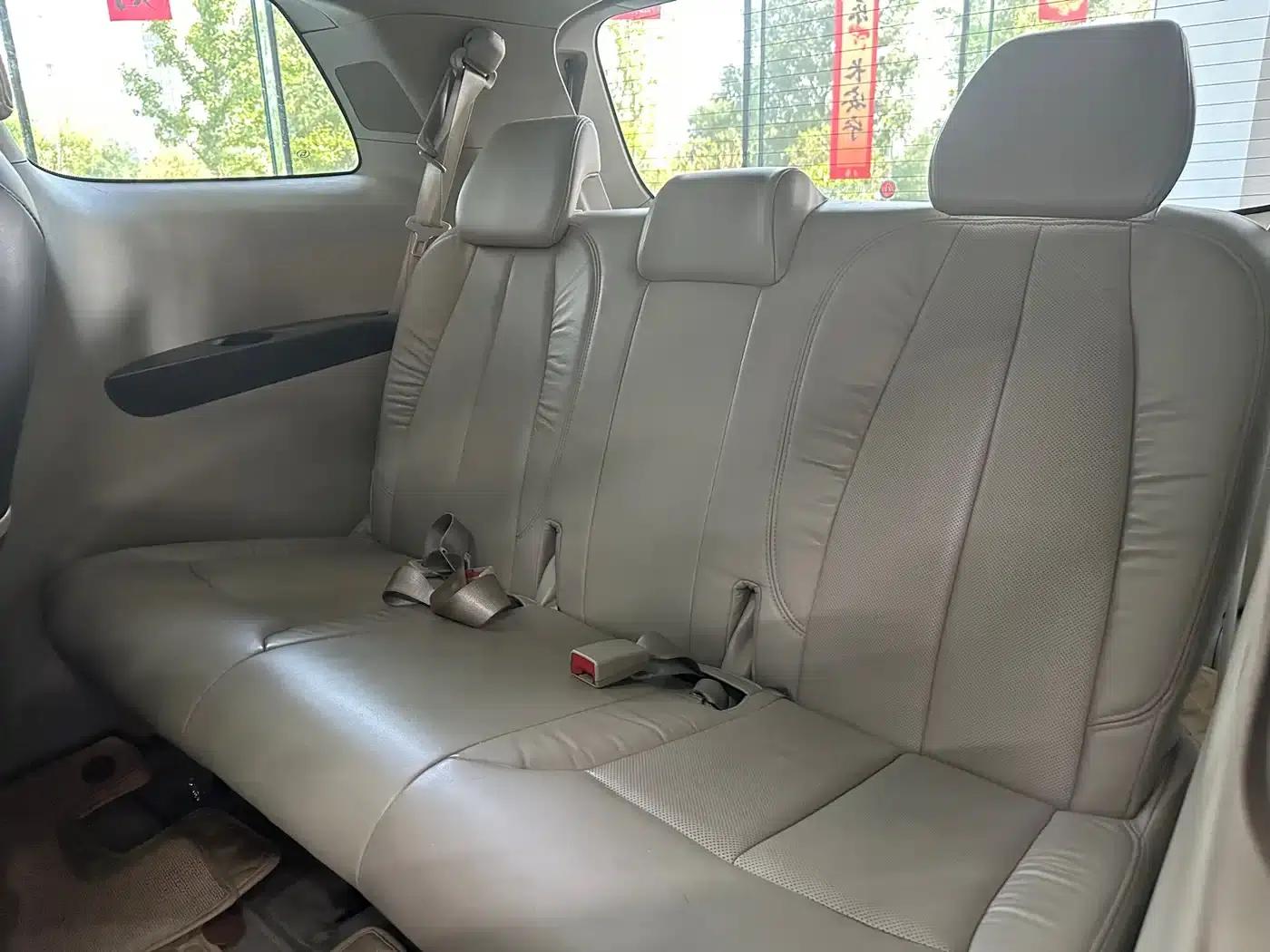 Buick GL8 2011 3.0L XT Luxury Business Flagship Edition — миниатюра 17
