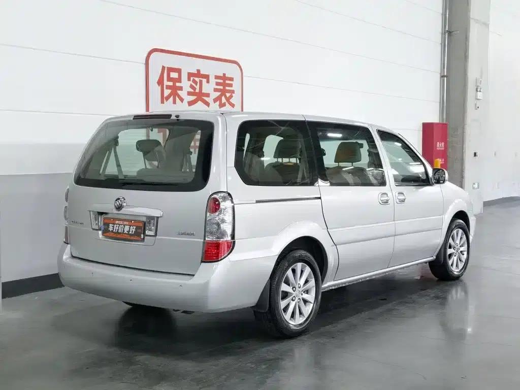 Buick GL8 2014 2.4L Executive Edition — миниатюра 2