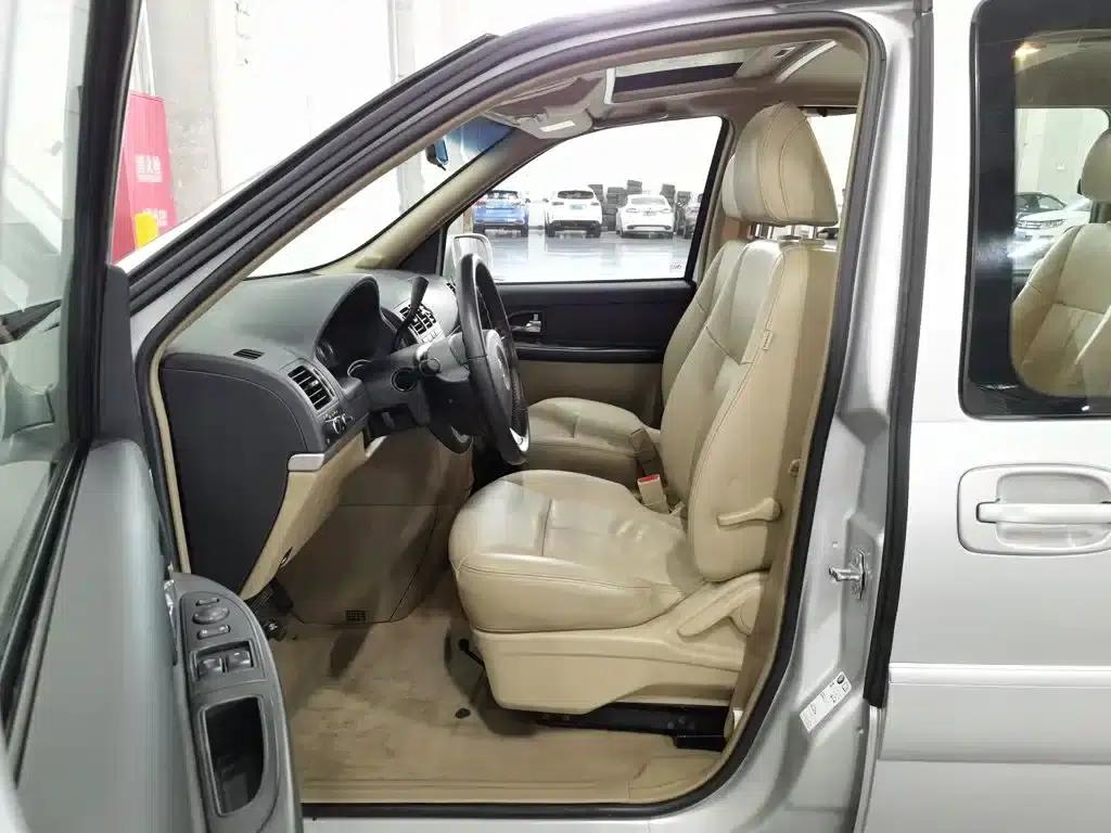 Buick GL8 2014 2.4L Executive Edition — миниатюра 10