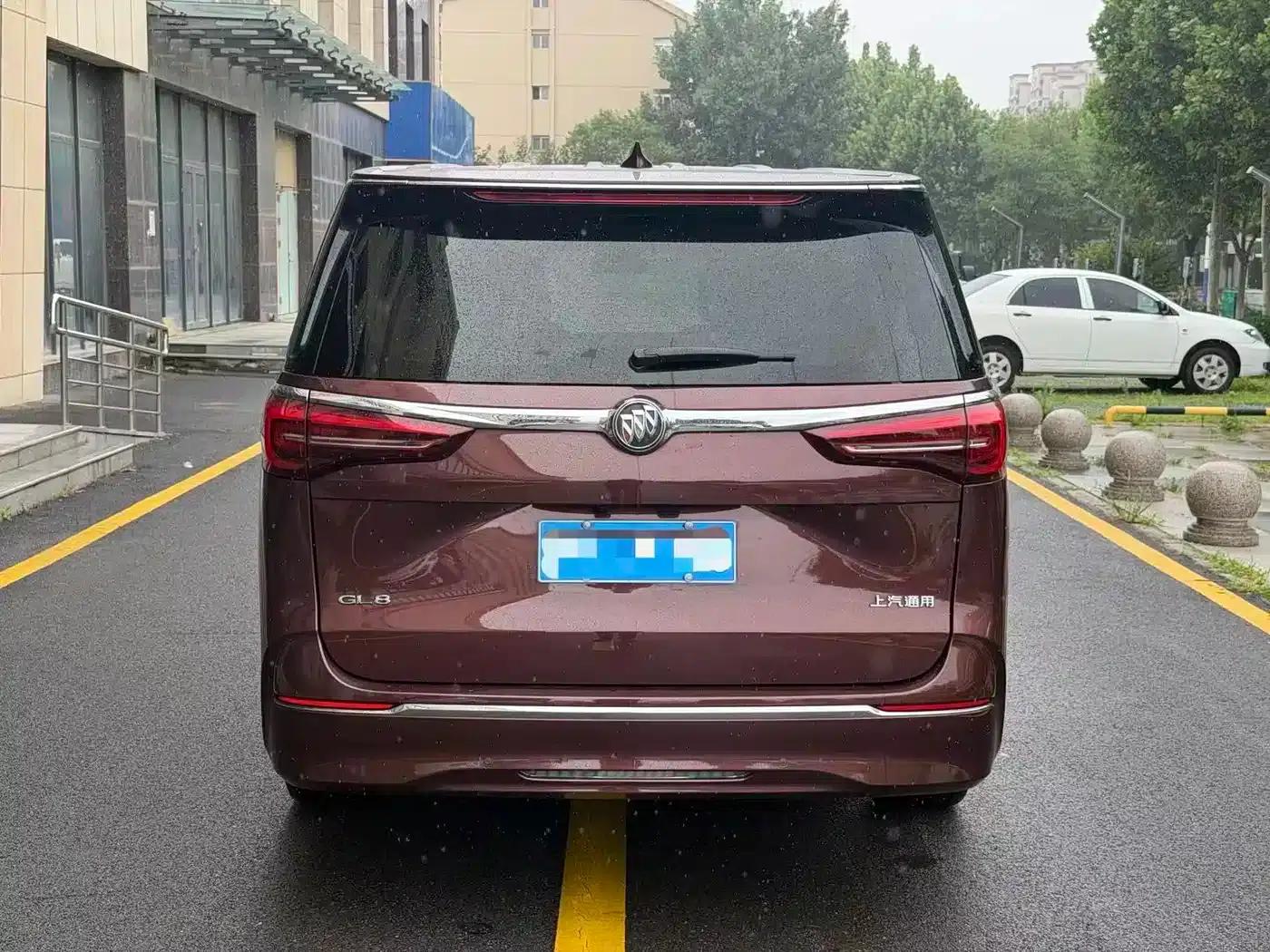 Buick GL8 2023 ES Avantgarde Luxury Edition — миниатюра 5