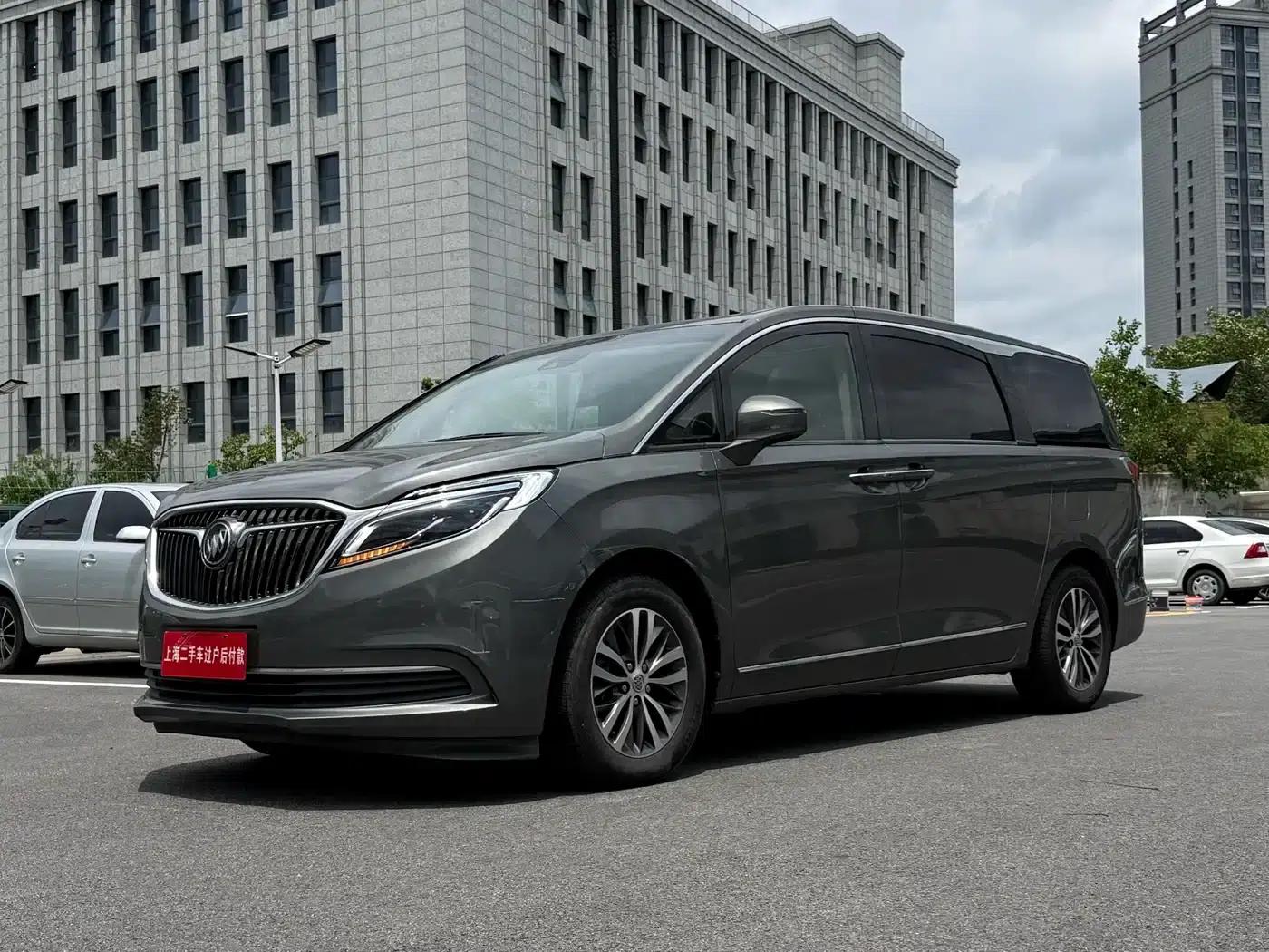 Buick GL8 2017 ES 28T Flagship Edition (National V Emission Standard) — миниатюра 2