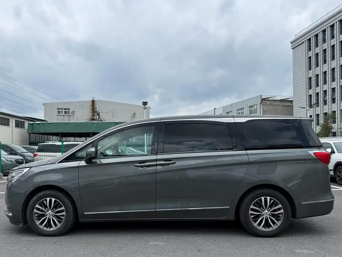 Buick GL8 2017 ES 28T Flagship Edition (National V Emission Standard) — миниатюра 11