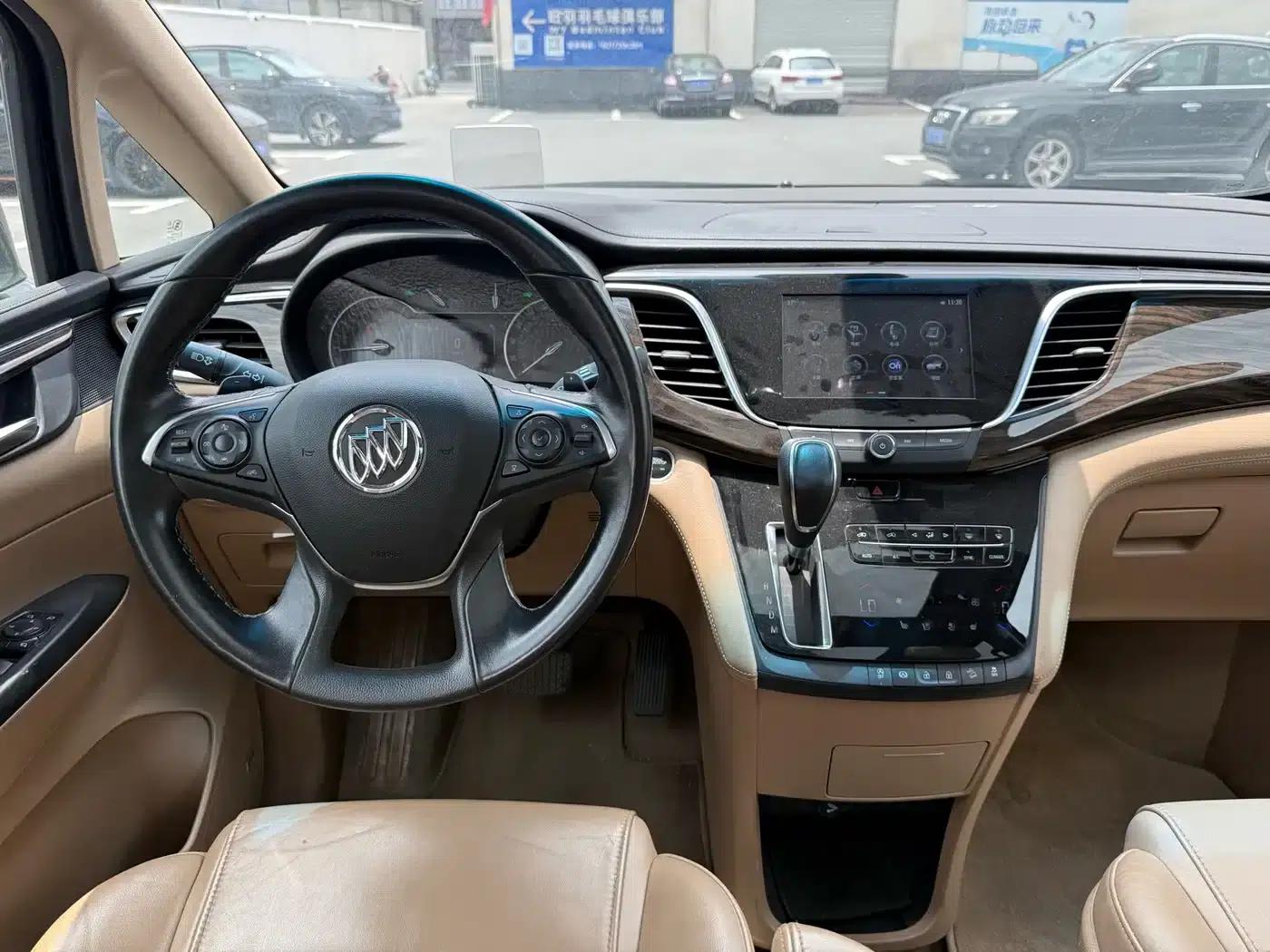 Buick GL8 2017 ES 28T Flagship Edition (National V Emission Standard) — миниатюра 7