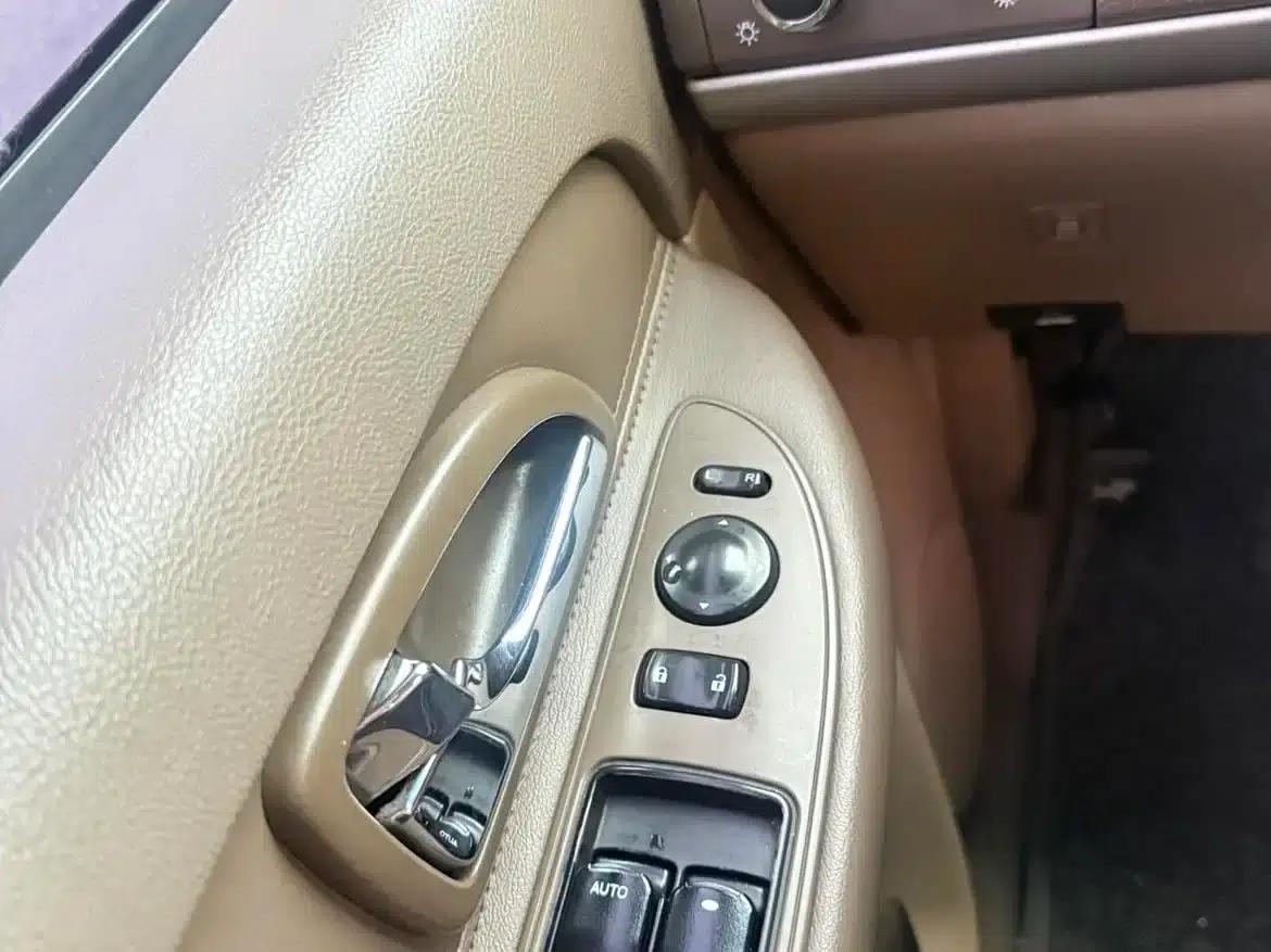 Buick GL8 2014 2.4L Classic Edition — миниатюра 14